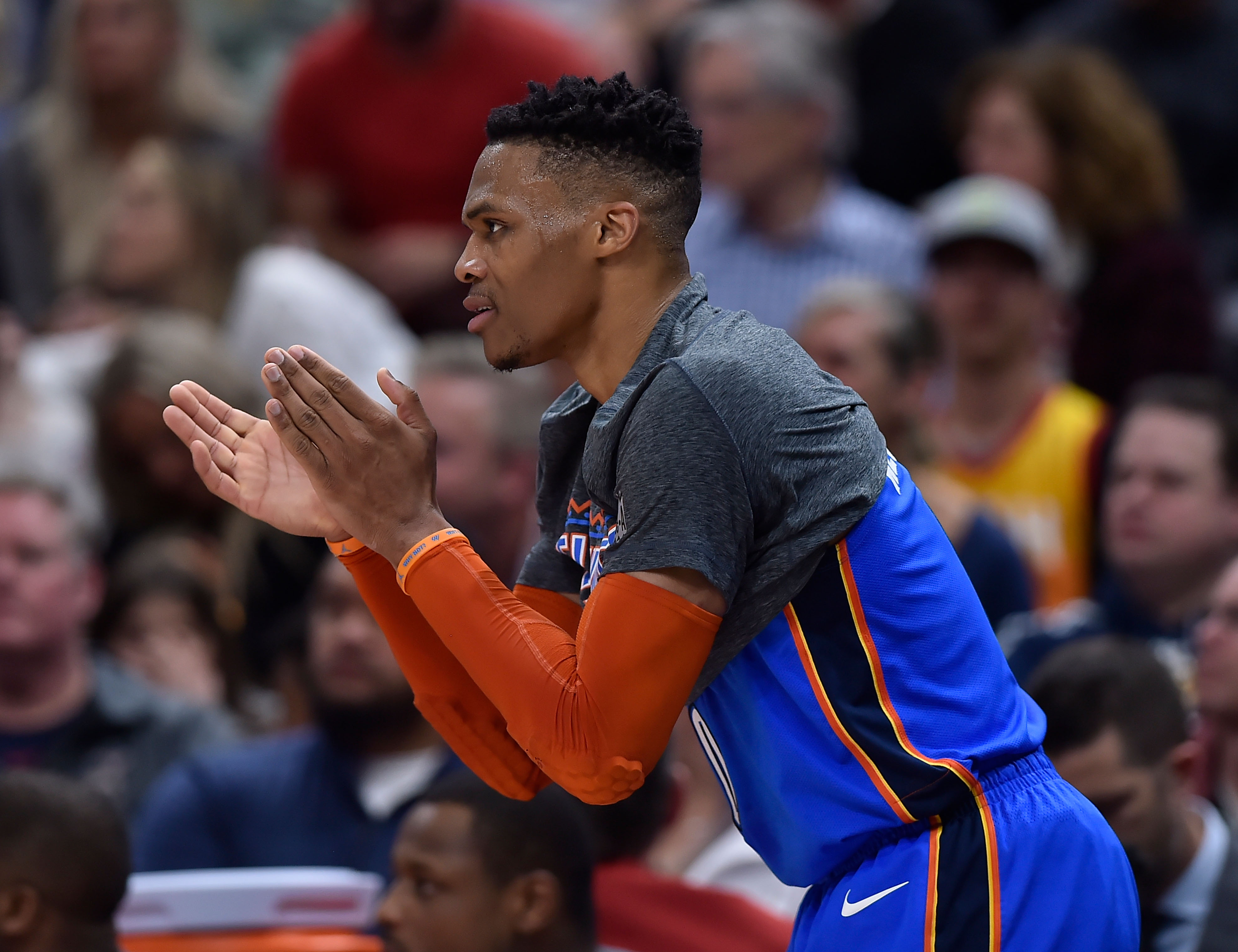 也首次为广 也首次为广